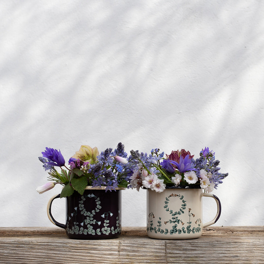 Enamel mugs