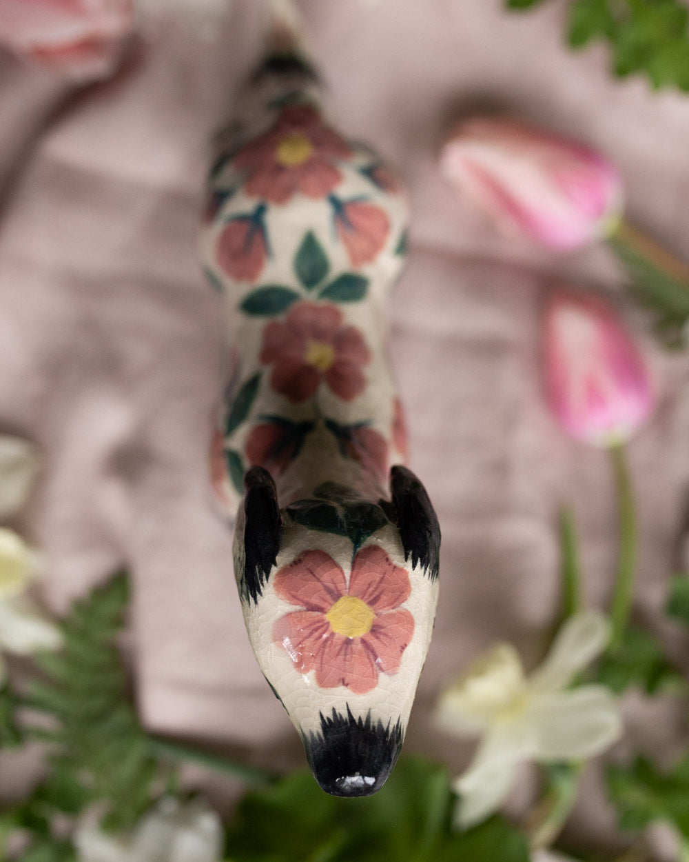 WILD ROSE WOLF, Sculpture