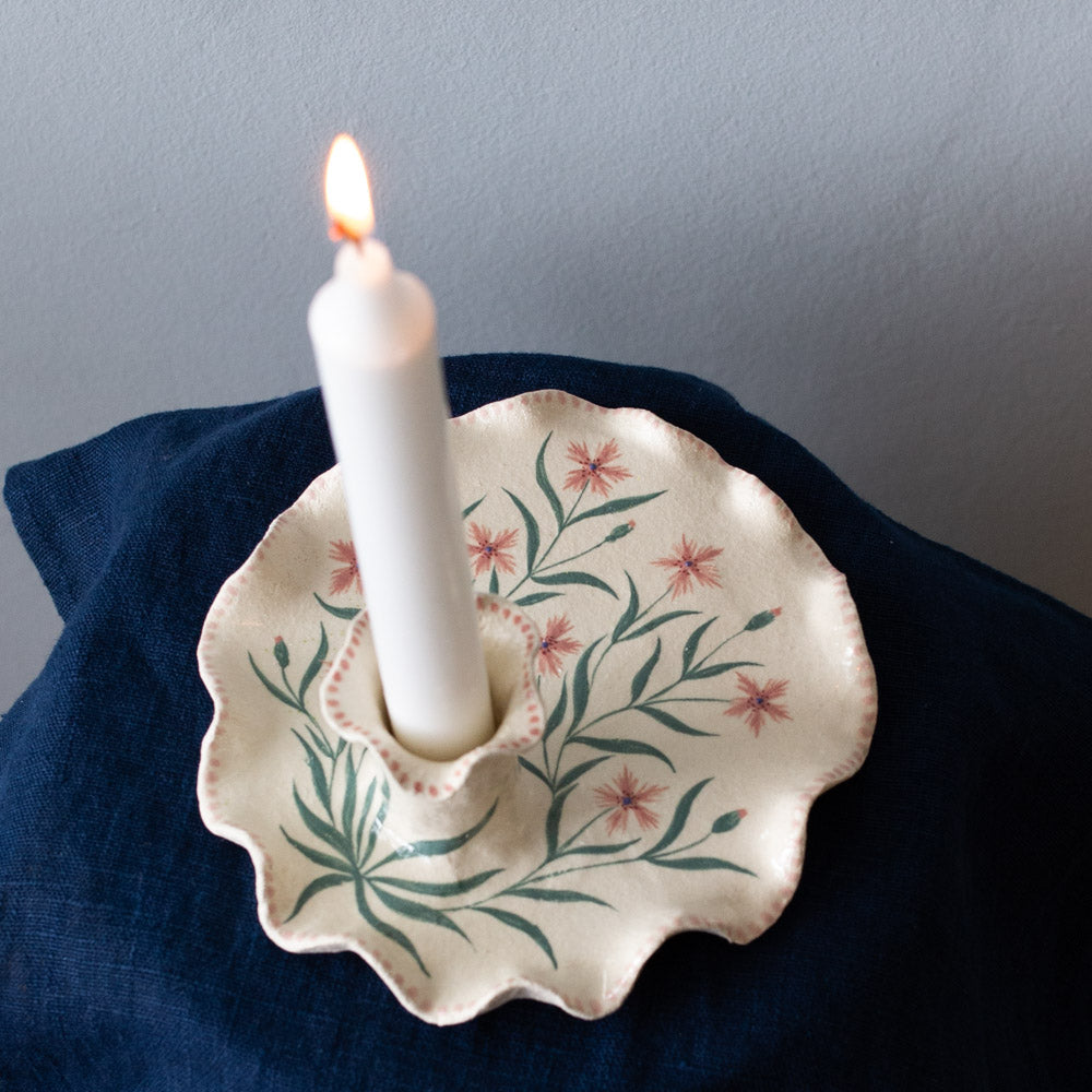 Maiden, Candle holder