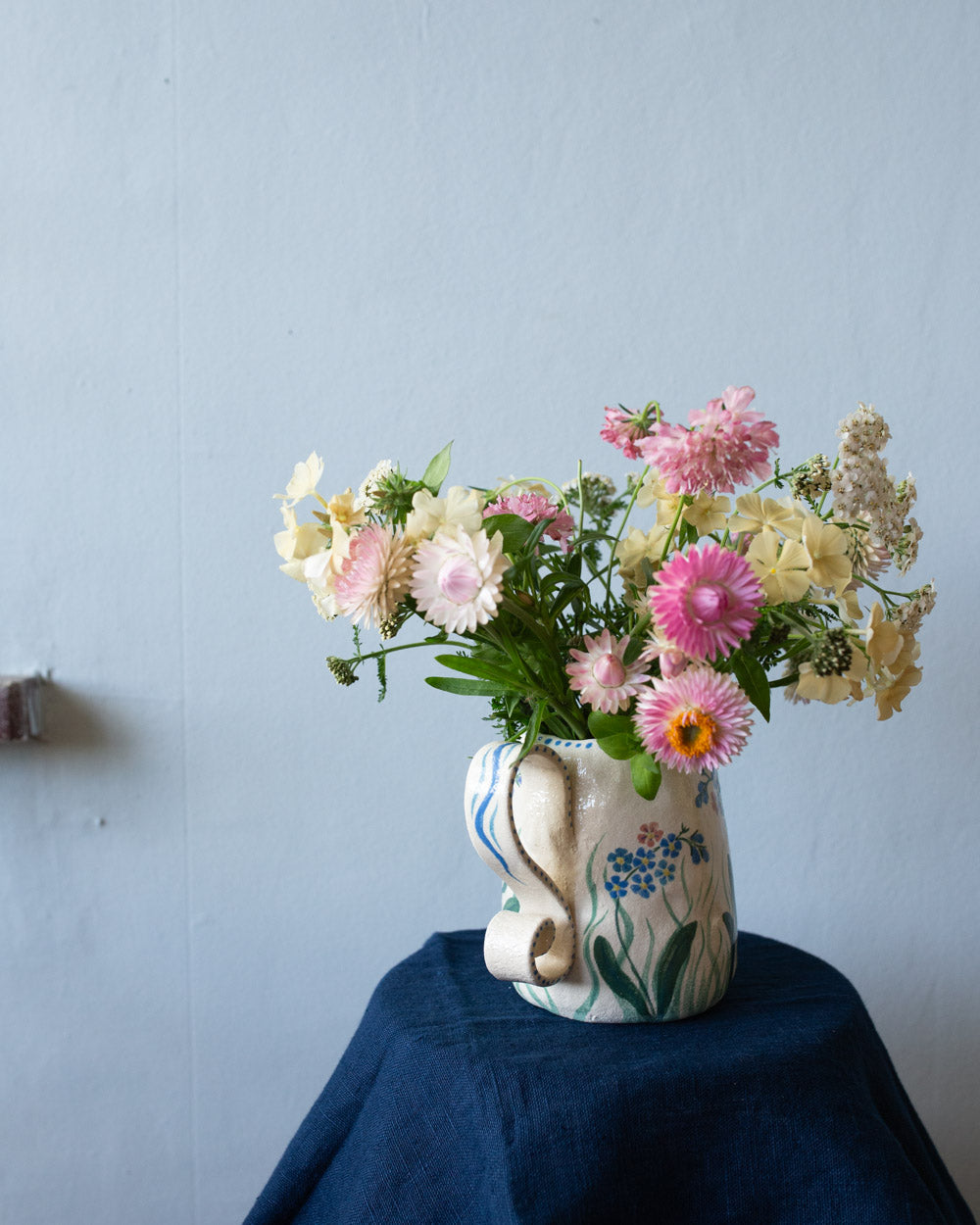 Forget me not, Jug