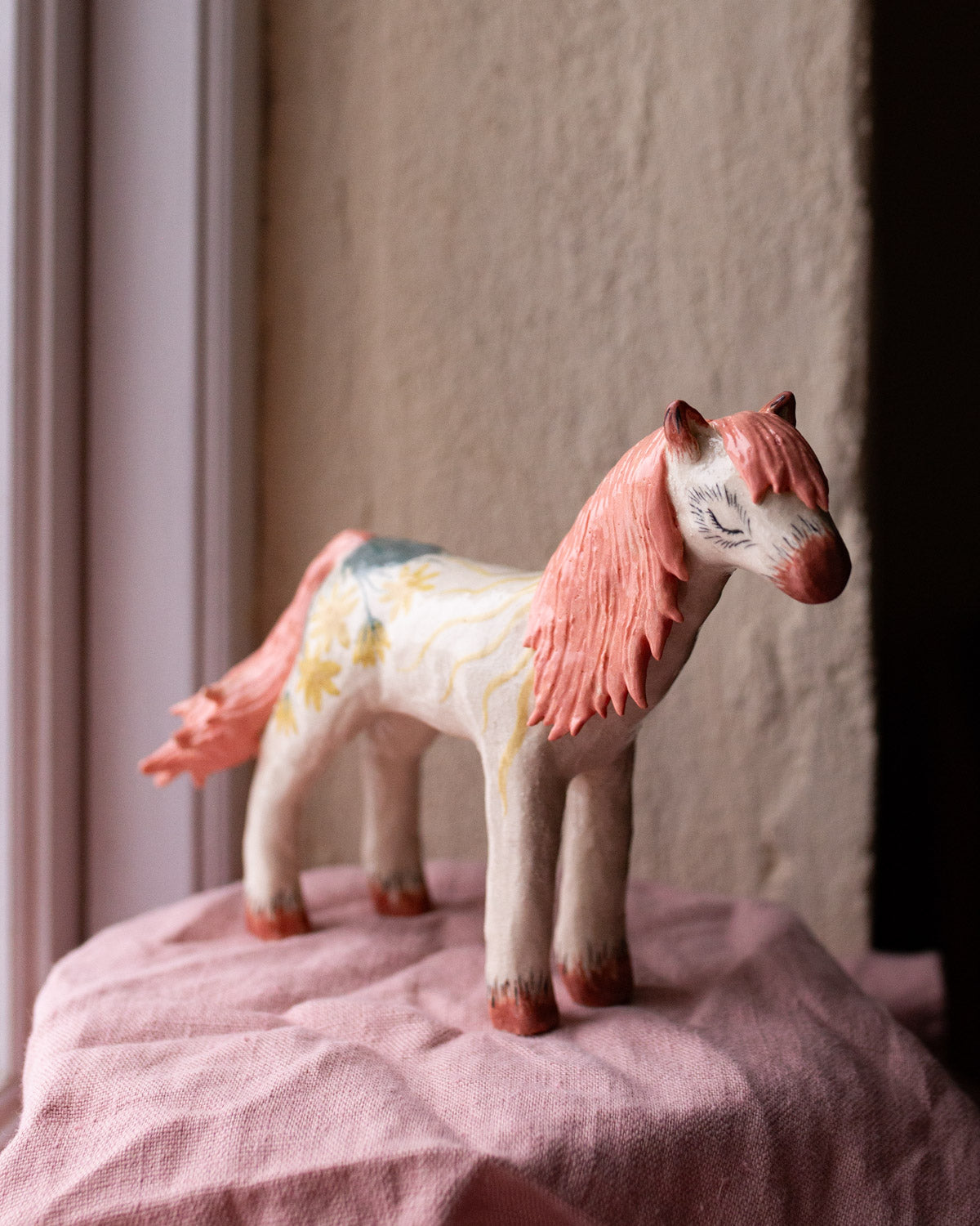 SUNNY HORSE, Sculpture