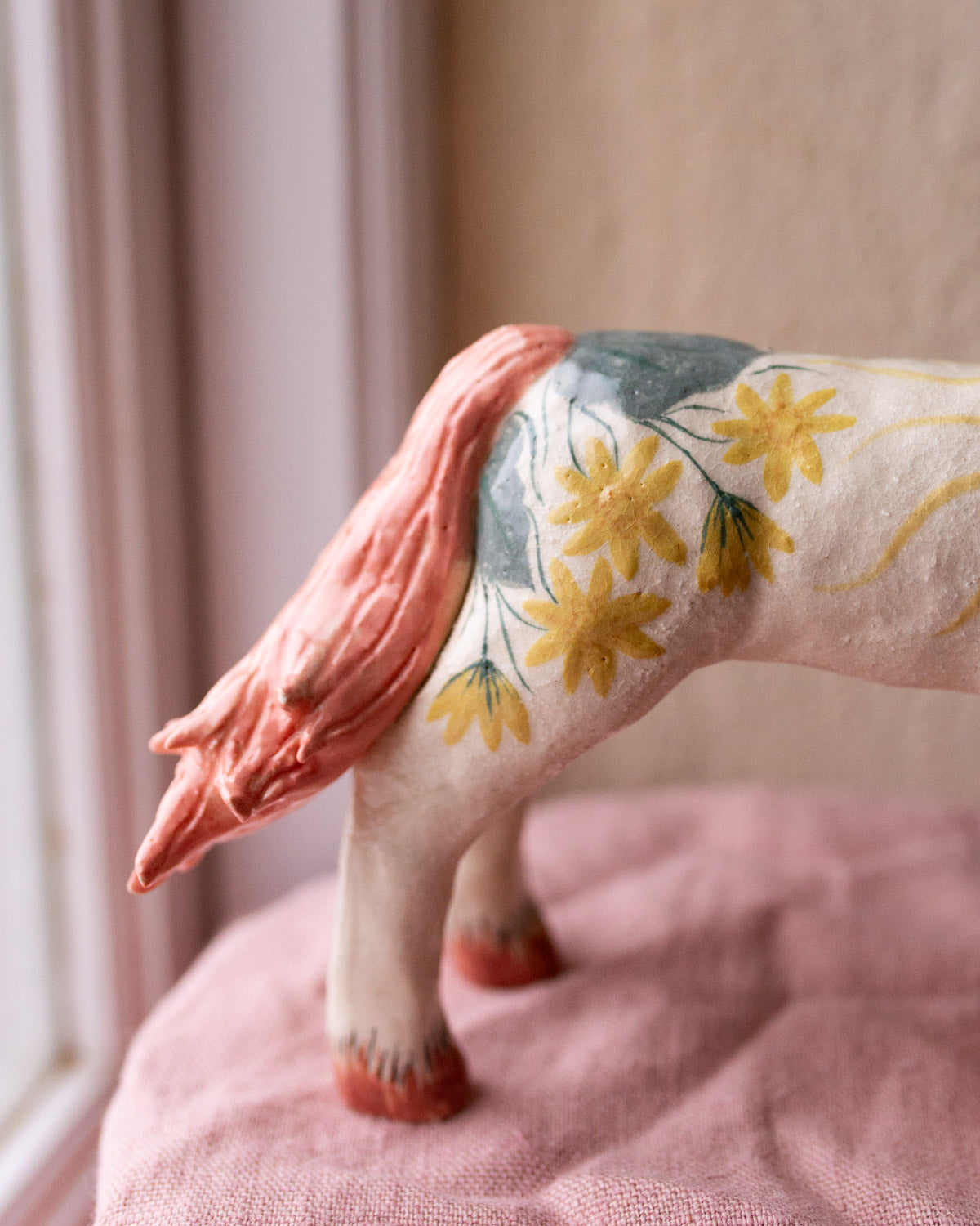 SUNNY HORSE, Sculpture