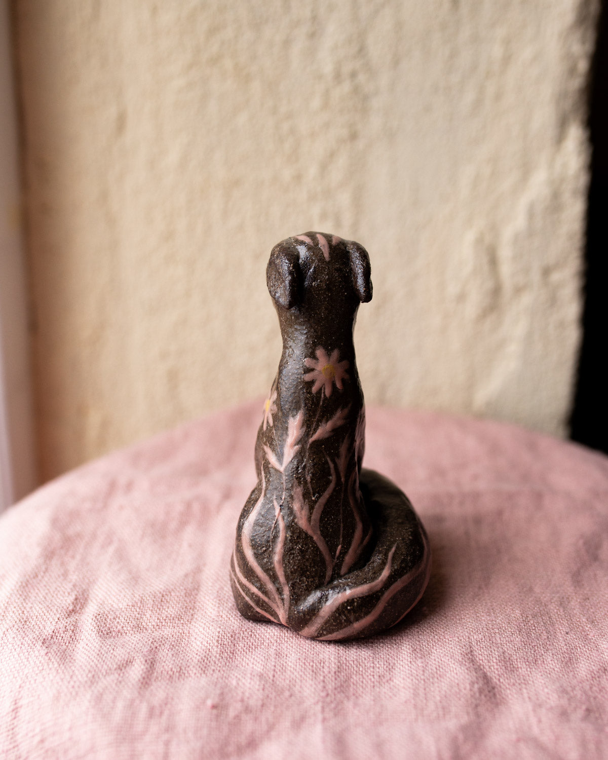 DARK PUPPY, Sculpture