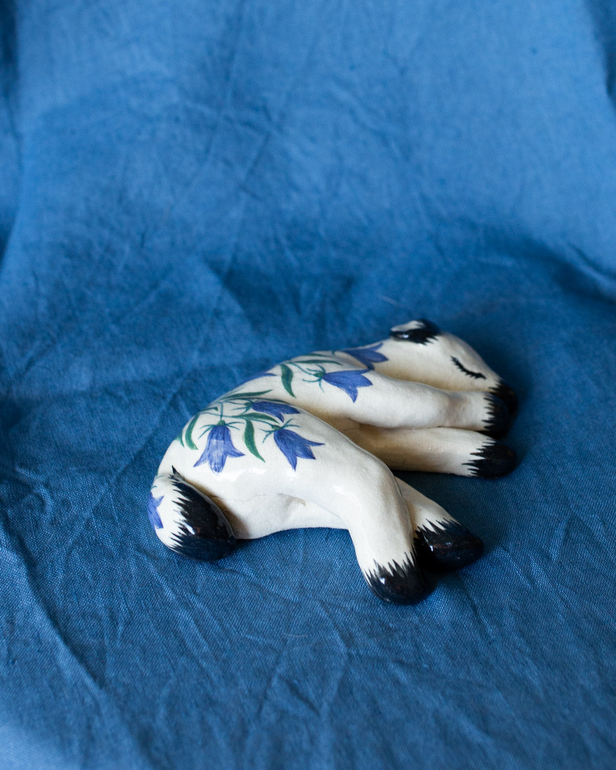 HAREBELL BEAR, Sculpture
