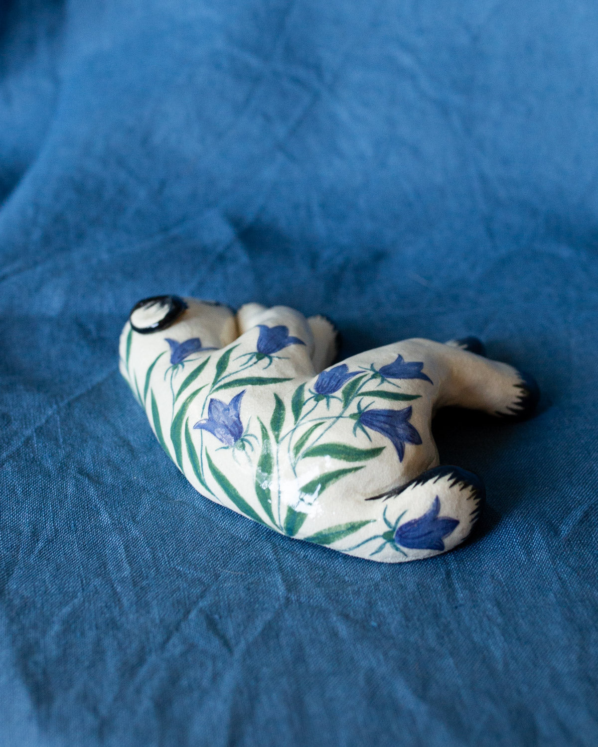 HAREBELL BEAR, Sculpture